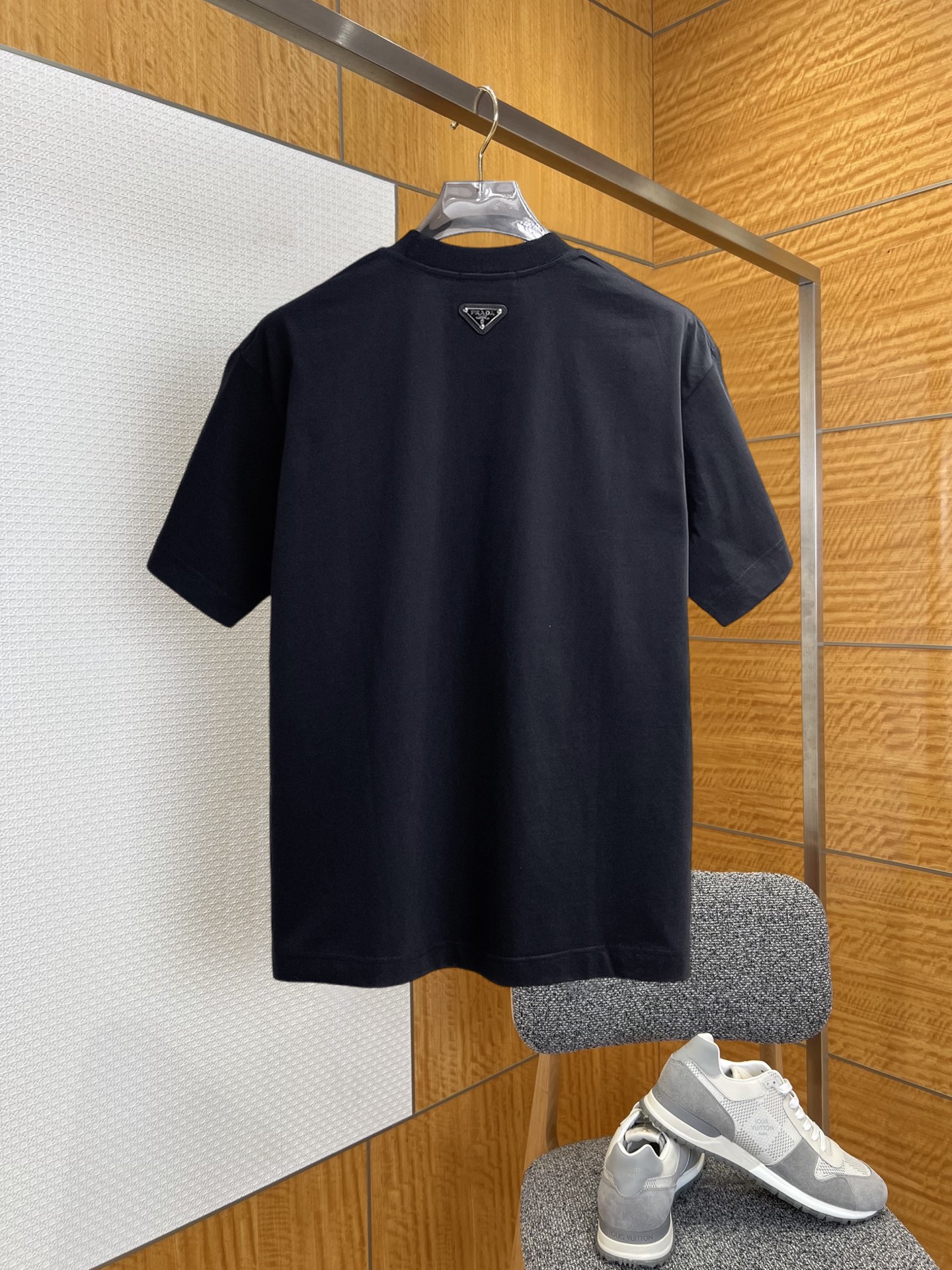 short sleeves